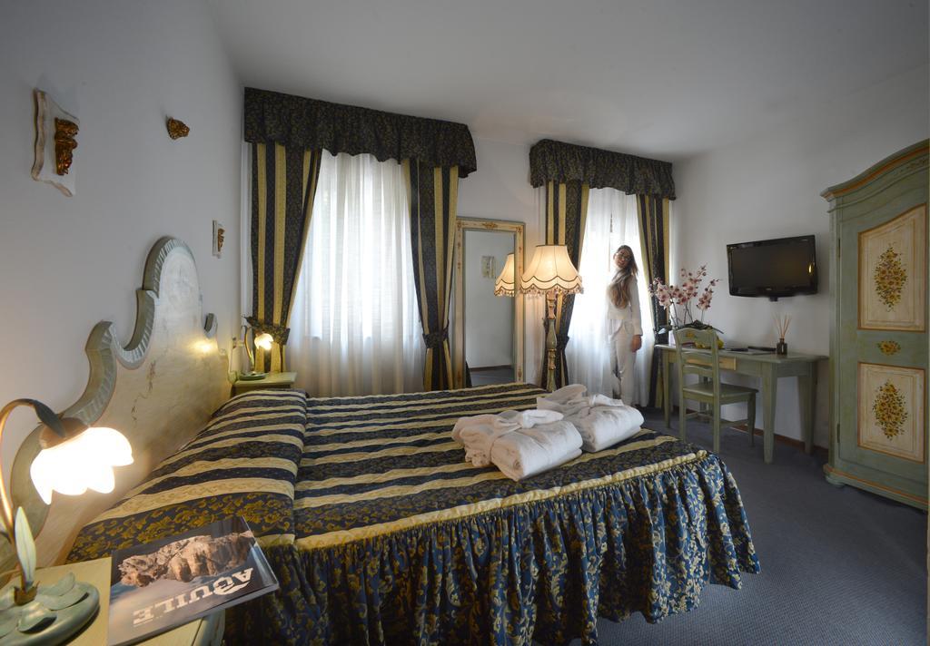 Hotel Margherita Sankt Martin am Sismunthbach Zimmer foto